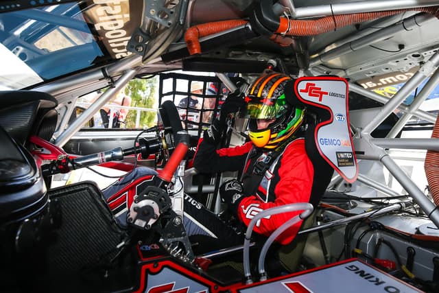 54258038 10156546364846656 3141147378724110336 O